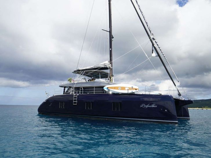 RELENTLESS 60 Sunreef 60 - profile RELENTLESS 60 Sunreef 60 - profile