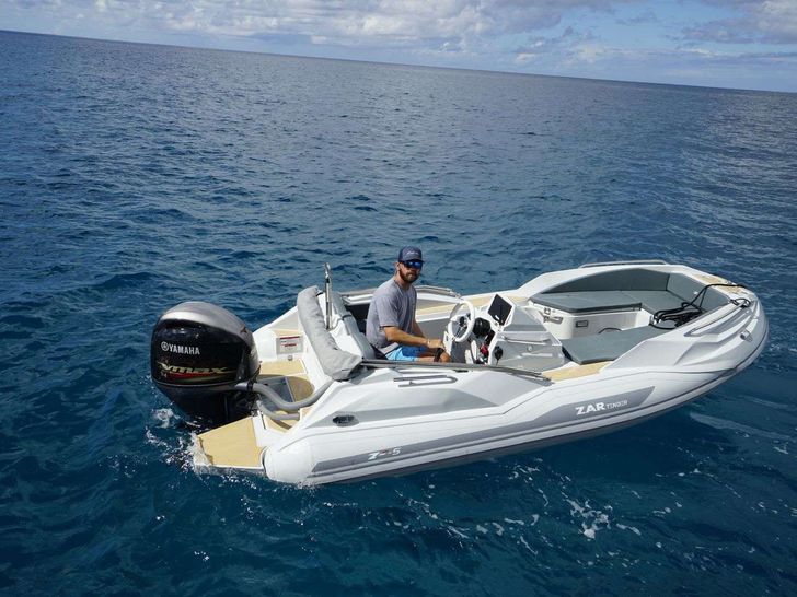 RELENTLESS 60 Sunreef 60 - tender RELENTLESS 60 Sunreef 60 - tender