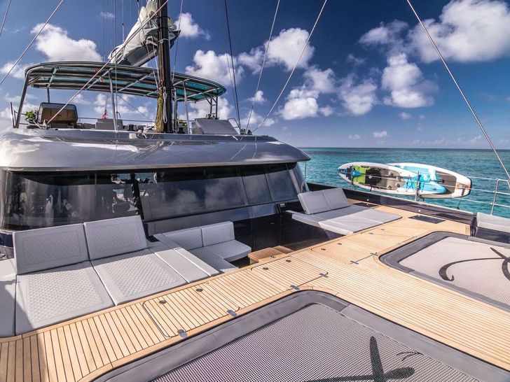 RELENTLESS 60 Sunreef 60 - foredeck RELENTLESS 60 Sunreef 60 - foredeck