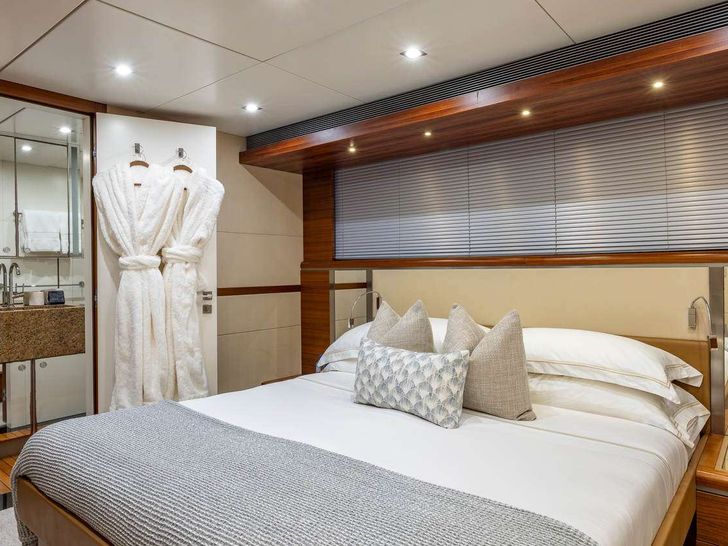 SEA AXIS Heesen 125 - VIP cabin 1 SEA AXIS Heesen 125 - VIP cabin 1