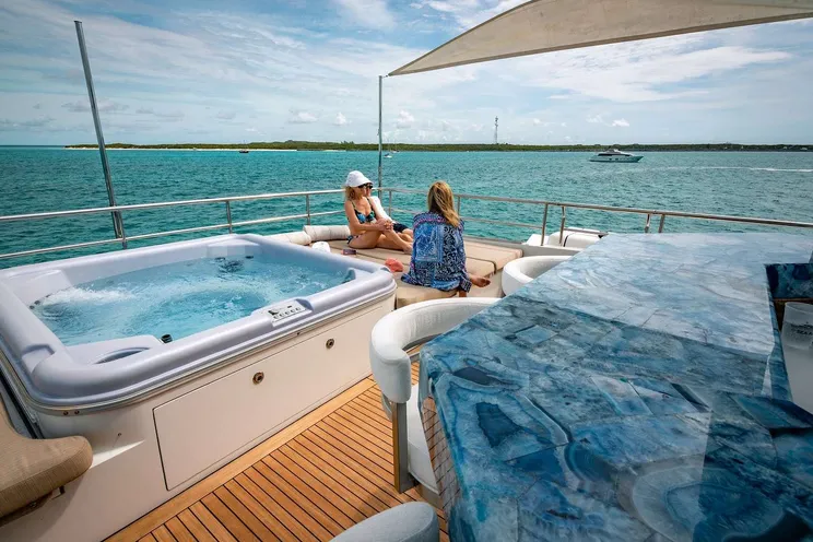 Charter Yacht SEA AXIS - Heesen 125 - 5 Cabins - Nassau - Staniel Cay - Exumas - Bahamas