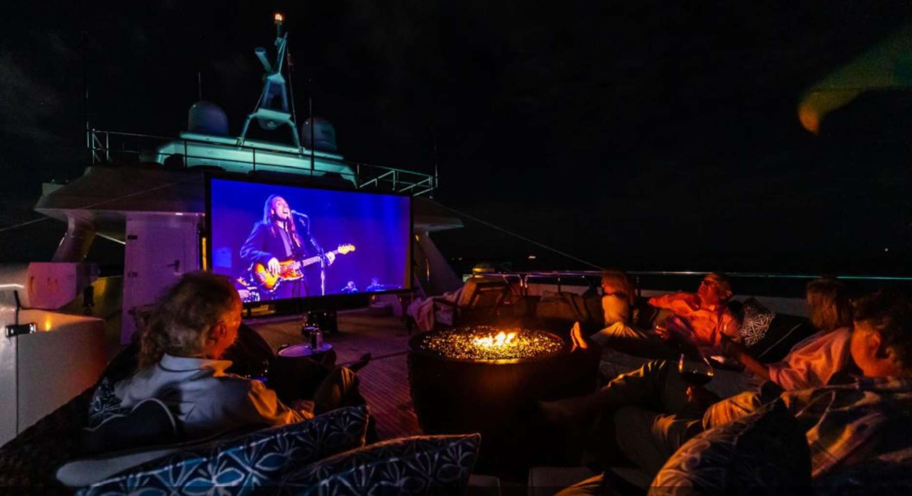Charter Yacht SEA AXIS - Heesen 125 - 5 Cabins - Nassau - Exumas - Staniel Cay - Bahamas