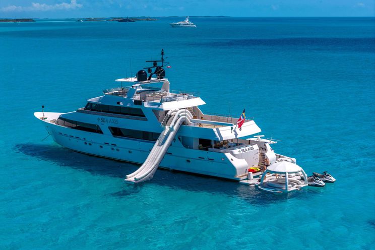 Charter Yacht SEA AXIS - Heesen 125 - 5 Cabins - Nassau - Exumas - Staniel Cay - Bahamas
