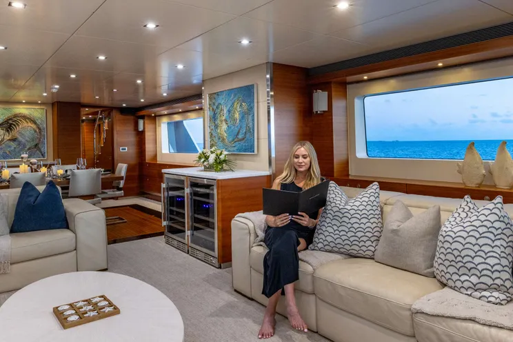 Charter Yacht SEA AXIS - Heesen 125 - 5 Cabins - Nassau - Exumas - Staniel Cay - Bahamas