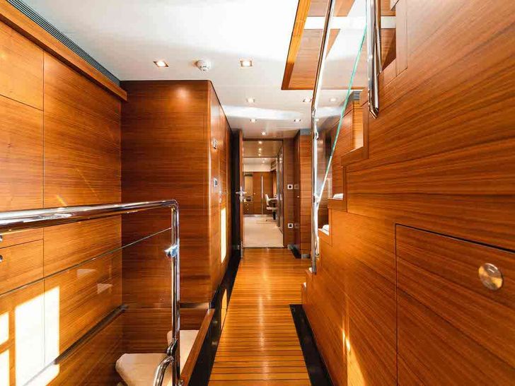 SEA AXIS - Heesen 125,main foyer SEA AXIS - Heesen 125,main foyer