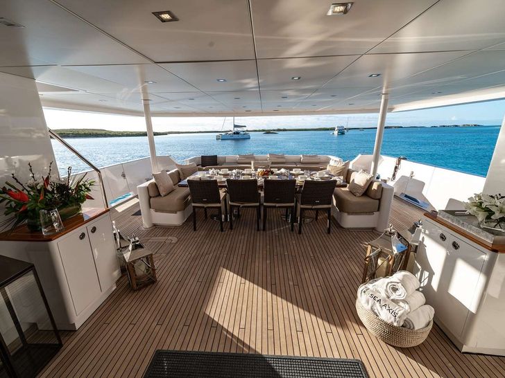 SEA AXIS - Heesen 125,aft deck SEA AXIS - Heesen 125,aft deck