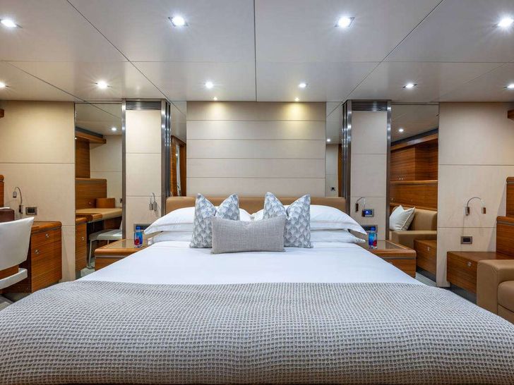 SEA AXIS Heesen 125 - VIP cabin 2 SEA AXIS Heesen 125 - VIP cabin 2
