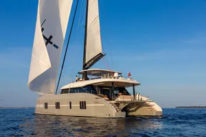 ENDLESS HORIZON - Sunreef 80 - 4 Cabins - Tortola - Anegada - Virgin Gorda - BVI - Caribbean ENDLESS HORIZON - Sunreef 80 - 4 Cabins - Tortola - Anegada - Virgin Gorda - BVI - Caribbean