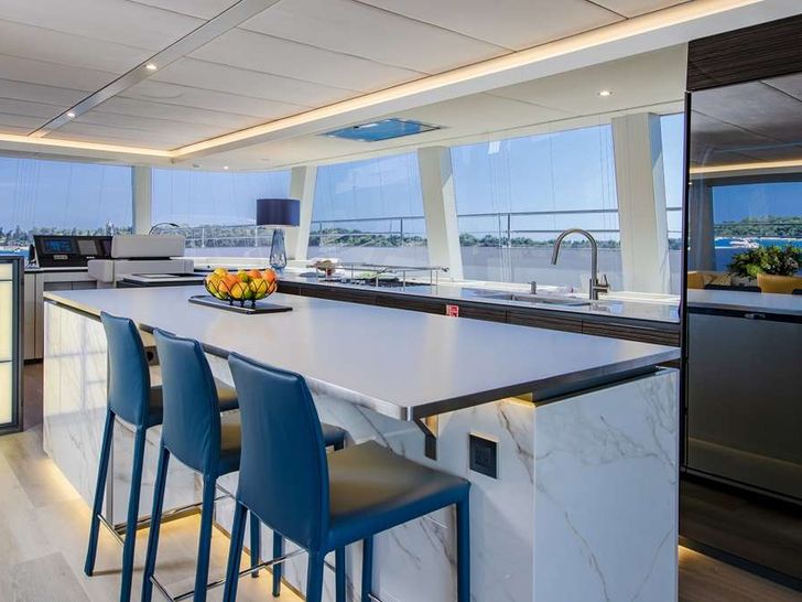 ENDLESS HORIZON Sunreef 80 - galley ENDLESS HORIZON Sunreef 80 - galley
