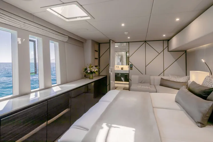 Charter Yacht ENDLESS HORIZON - Sunreef 80 - 4 Cabins - Tortola - Anegada - Virgin Gorda - BVI - Caribbean