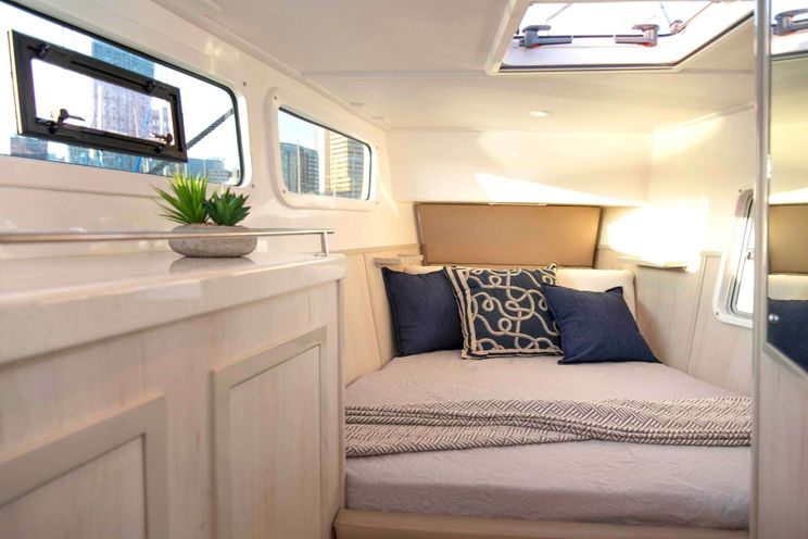 Charter Yacht BAREFEET RETREAT - Royal Cape 57 - 5 Cabins - Tortola - Anegada - Virgin Gorda - British Virgin Islands - Caribbean