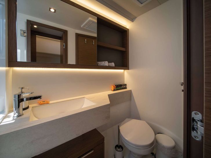 NOMAD II - double en suite bathroom