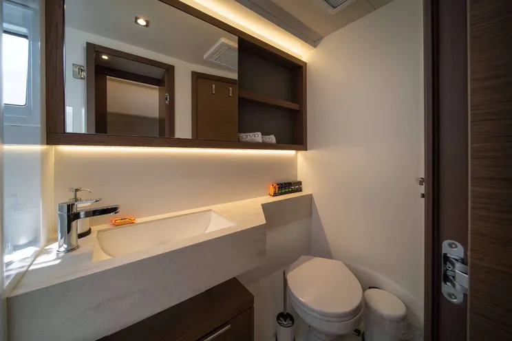 Charter Yacht NOMAD II - Lagoon 50 - 6 Cabins - Lavrion - Athens - Mykonos - Greece