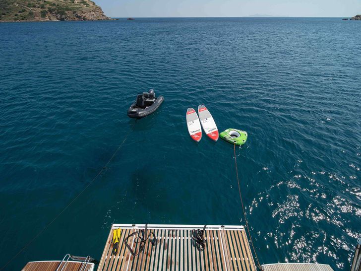 NOMAD II - water toys NOMAD II - water toys