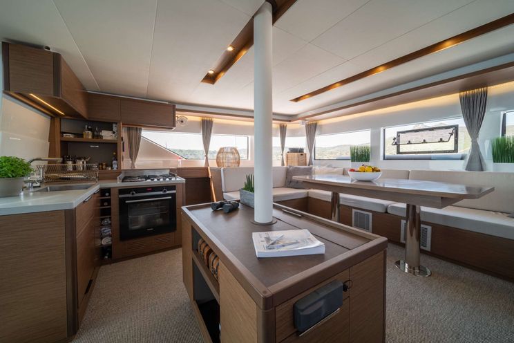 Charter Yacht NOMAD II - Lagoon 50 - 6 Cabins - Lavrion - Athens - Mykonos - Greece