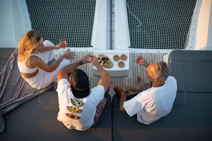 Charter Yacht NOMAD II - Lagoon 50 - 6 Cabins - Lavrion - Athens - Mykonos - Greece