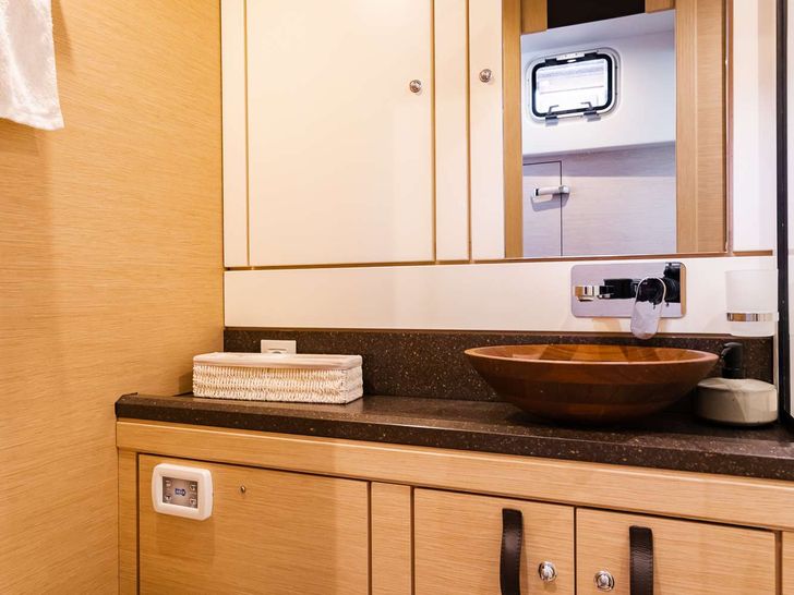 LIFE TIME - Jeanneau 64 - En suite LIFE TIME - Jeanneau 64 - En suite