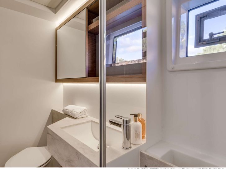 Delana Mae Lagoon 50 Bathroom Delana Mae Lagoon 50 Bathroom
