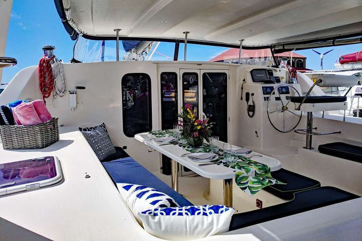 Charter Yacht KUMA TOO - Leopard 47 - 3 Cabins - Tortola - Anegada - Virgin Gorda - BVI - Caribbean