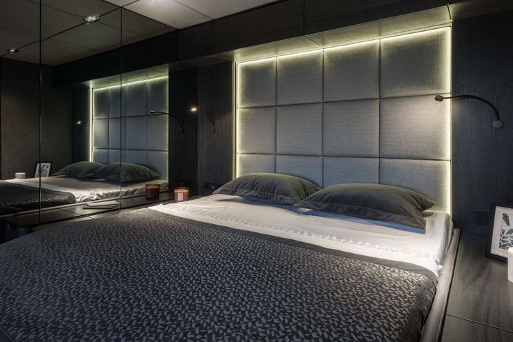 Charter Yacht ALTEYA - Sunreef 70 Power - 4 Cabins - Athens - Mykonos - Paros - Cyclades - Greece