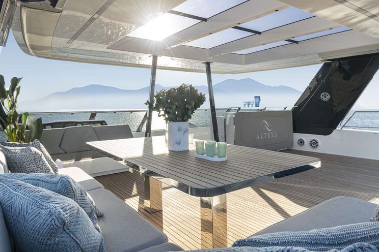 Charter Yacht ALTEYA - Sunreef 70 Power - 4 Cabins - Athens - Mykonos - Paros - Cyclades - Greece