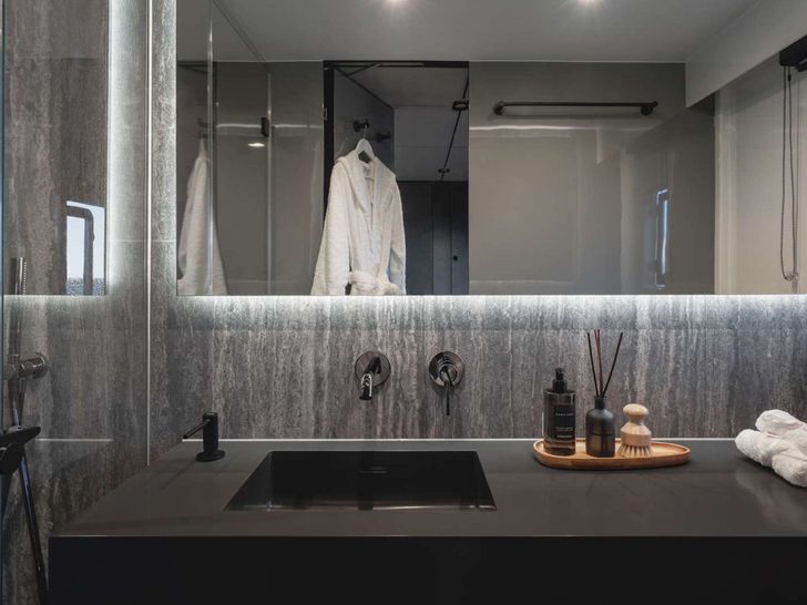 ALTEYA Sunreef 70 Power - master cabin bathroom ALTEYA Sunreef 70 Power - master cabin bathroom