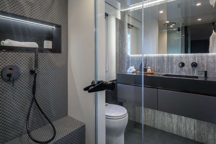 Charter Yacht ALTEYA - Sunreef 70 Power - 4 Cabins - Athens - Mykonos - Paros - Cyclades - Greece