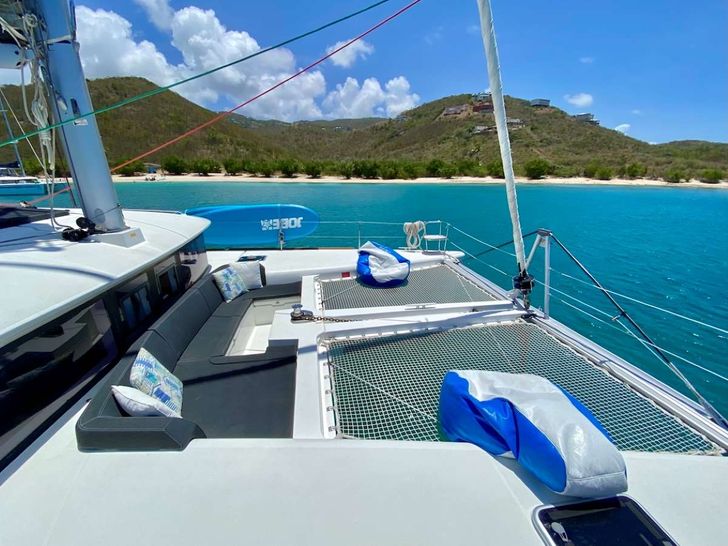 RAPSCALLION - Lagoon 450,bow RAPSCALLION - Lagoon 450,bow