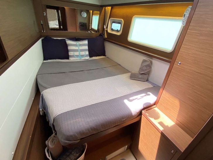 RAPSCALLION - Lagoon 450,main cabin RAPSCALLION - Lagoon 450,main cabin