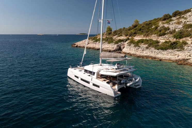Charter Yacht Dufour 48 - 2021 - 6 cabins(4 double + 2 single)- Athens