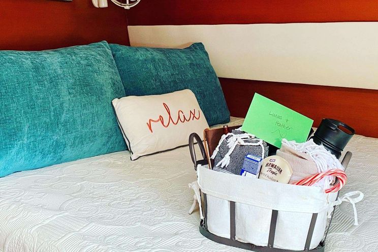 Charter Yacht DREAMCATCHER - Lagoon 47 - 3 Cabins - Tortola - Anegada - Virgin Gorda