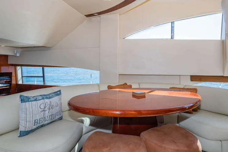Charter Yacht MAXIMUS - Fairline Squadron 64 - 3 Cabins - Miami,Florida,Bahamas