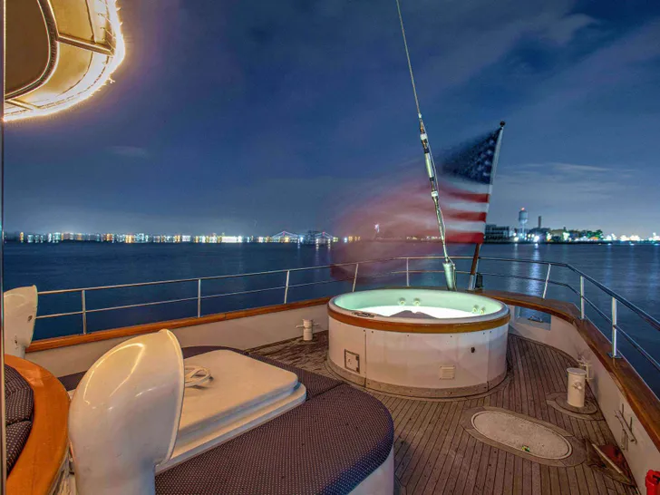 ARABELLA Palmer Johnson 157 Jacuzzi Aft Deck ARABELLA Palmer Johnson 157 Jacuzzi Aft Deck