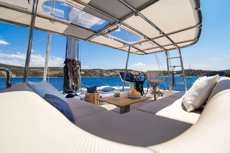 Charter Yacht SOLITAIRE - Sunreef 50 - 4 Cabins - Trogir - Split - Kastela - Dubrovnik - Croatia
