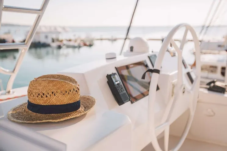 Charter Yacht ELENA - Bali 5.4 - 4 Cabins - Salerno - Capri - Positano - Amalfi Coast - Italy