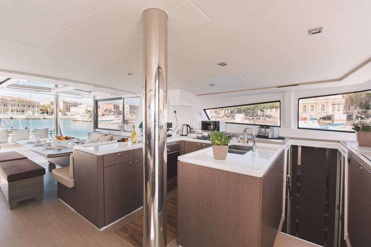 Charter Yacht ELENA - Bali 5.4 - 4 Cabins - Salerno - Capri - Positano - Amalfi Coast - Italy