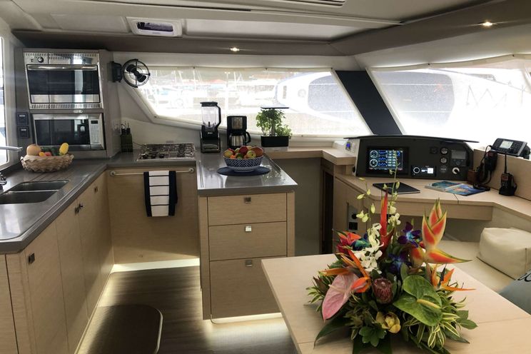 Charter Yacht ABUNDANCE - Fountaine Pajot Helia 44 - 3 Cabins - Tortola - Anegada - Virgin Gorda