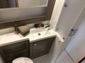 ABUNDANCE Fountaine Pajot Helia 44 - cabin 2 bathroom ABUNDANCE Fountaine Pajot Helia 44 - cabin 2 bathroom