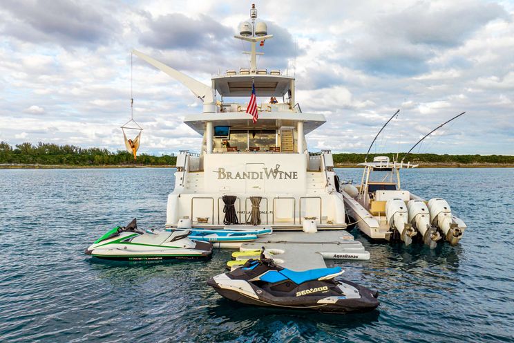 Charter Yacht BRANDI WINE - Hargrave 114 - 4 Cabins - Nassau - Exumas - Staniel Cay - Bahamas