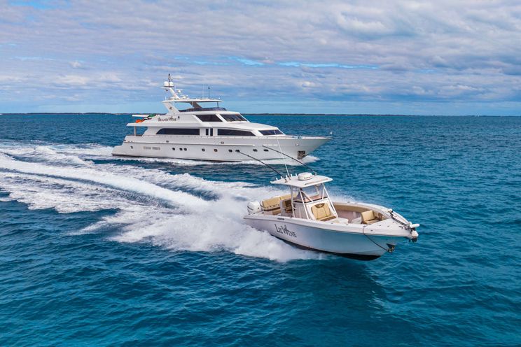 Charter Yacht BRANDI WINE - Hargrave 114 - 4 Cabins - Nassau - Exumas - Staniel Cay - Bahamas