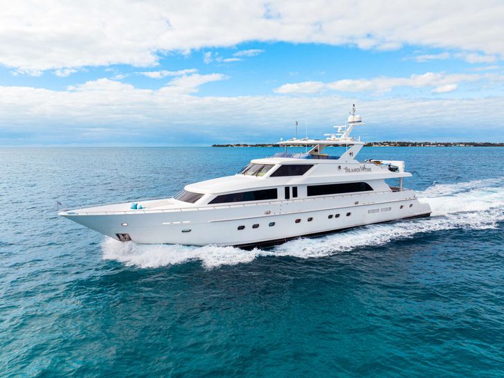 BRANDI WINE Hargrave 114 - cruising BRANDI WINE Hargrave 114 - cruising