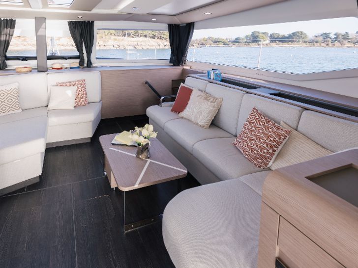 ELEONORE ET LES GARÇONS - Saloon ELEONORE ET LES GARÇONS - Saloon