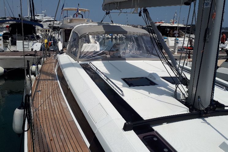 Charter Yacht MATISSE - Oceanis 55 - French Riviera - Golfe Juan - Cannes - Antibes - St Tropez