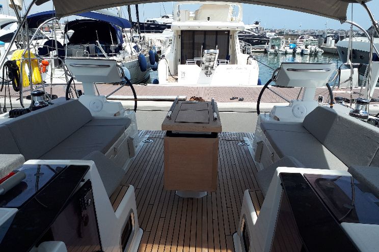 Charter Yacht MATISSE - Oceanis 55 - French Riviera - Golfe Juan - Cannes - Antibes - St Tropez