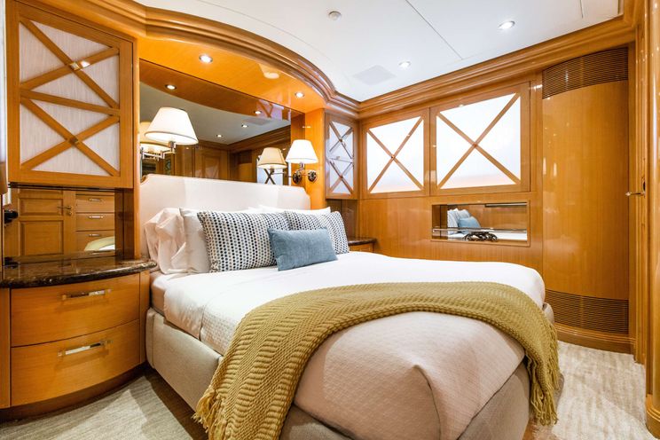 Charter Yacht SEAQUEST - Christensen 37m - 5 Cabins - Nassau - Exumas - Bahamas