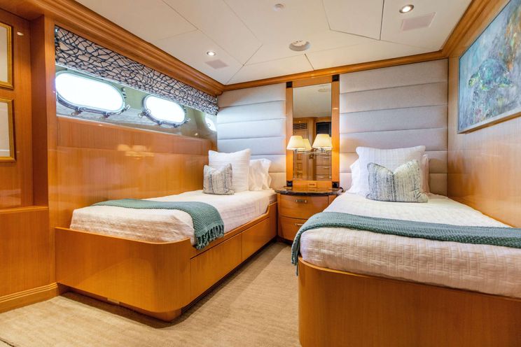 Charter Yacht SEAQUEST - Christensen 37m - 5 Cabins - Nassau - Exumas - Bahamas