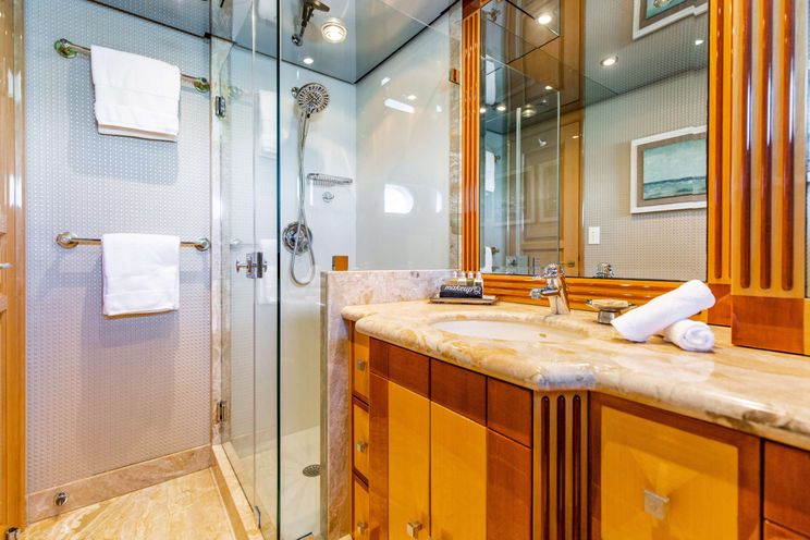 Charter Yacht SEAQUEST - Christensen 37m - 5 Cabins - Nassau - Exumas - Bahamas