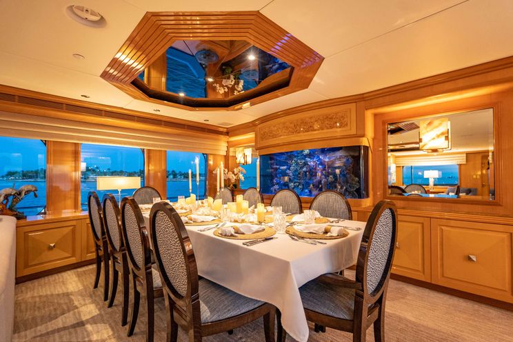 Charter Yacht SEAQUEST - Christensen 37m - 5 Cabins - Nassau - Exumas - Bahamas