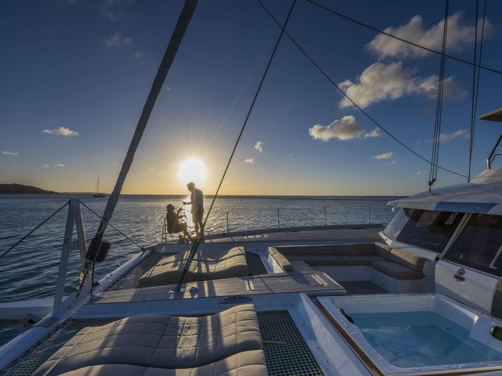Lifestyle - Cocktail on Foredeck Lifestyle - Cocktail on Foredeck