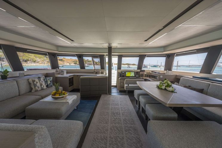 Charter Yacht LISA OF THE SEAS - Fountaine Pajot Alegria 67 - 5 Cabins - Tortola - Virgin Islands - Naples - Capri - Amalfi Coast